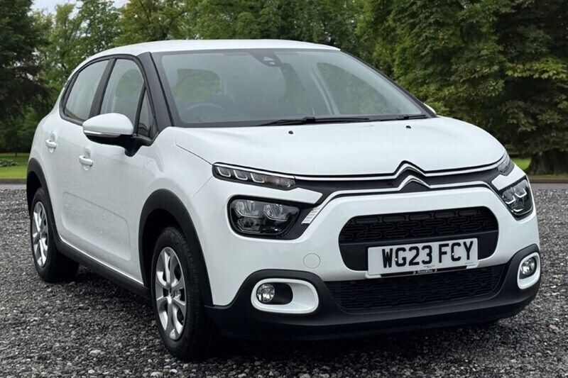White Used 2023 Citroën C3 PureTech Hatchback | £11,245 (Good price) - Image 1/1