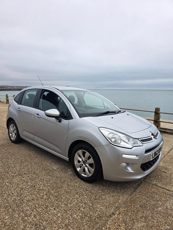 Begagnad Citroën C3 VTR Sport 2013 Silver Halvkombi