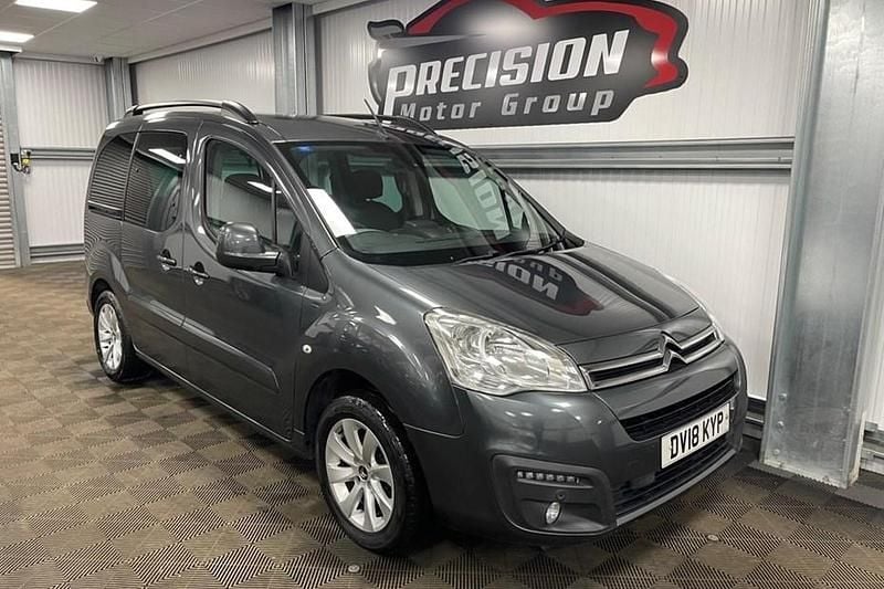Used Citroën Berlingo Flair 110 HP (80 kW) 2018 Grey MPV