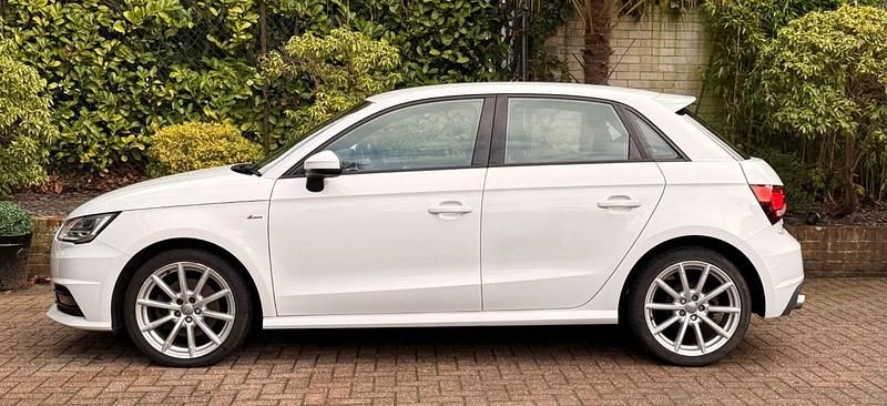 Used Audi A1 Sportback S-Line 125 HP (91 kW) 2016 White Hatchback
