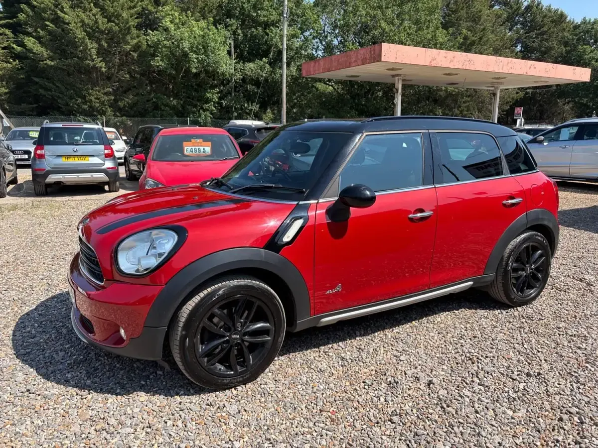 Used Mini Cooper D 2017 Red Hatchback