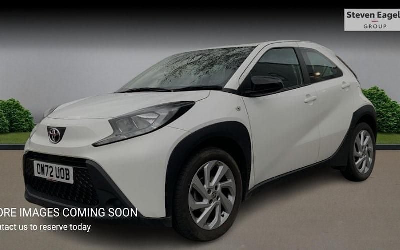 Used Toyota Aygo X PURE 72 HP (52 kW) 2025 SUV