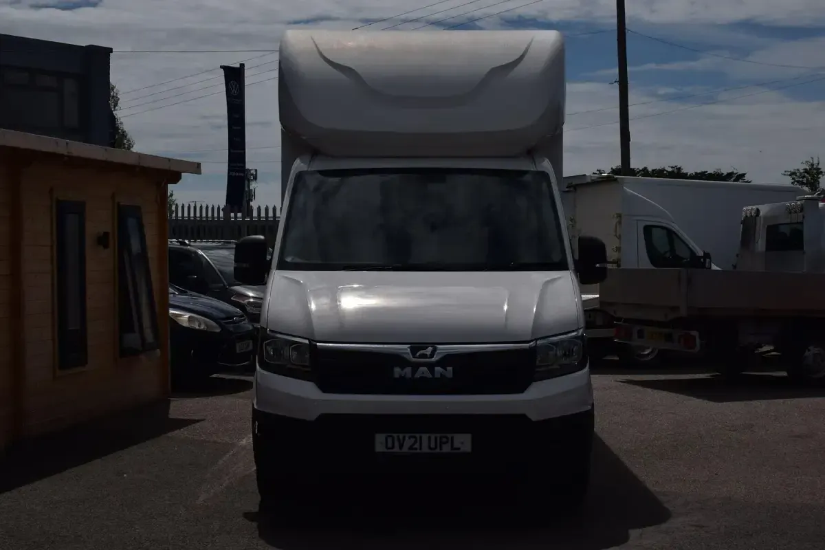 Used MAN TGE 2021 White Van