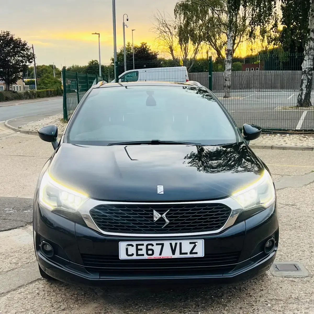 Used DS Automobiles DS4 120 HP (88 kW) 2017 Black Hatchback