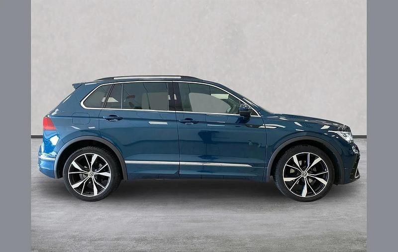 Used VW Tiguan R-line 150 HP (110 kW) 2022 Blue SUV