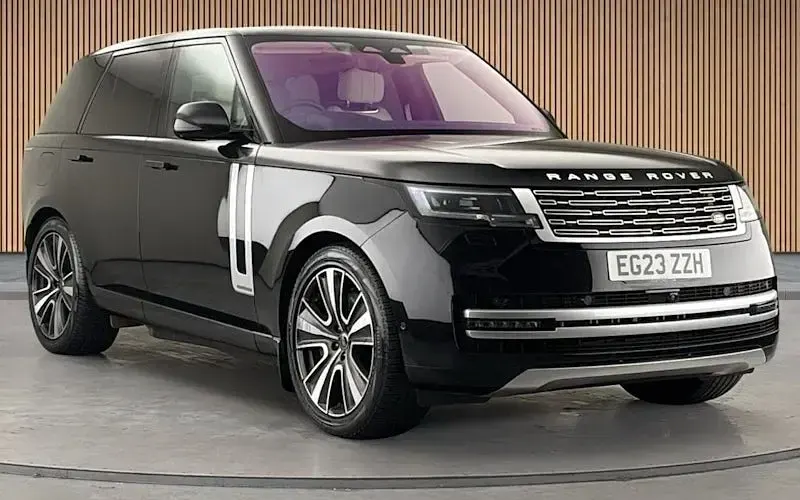 Used Land Rover Range Rover First Edition 441 HP (324 kW) 2023 SUV
