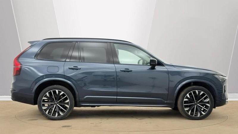 Used Volvo XC90 Ultra 250 HP (183 kW) 2025 Denim blue SUV