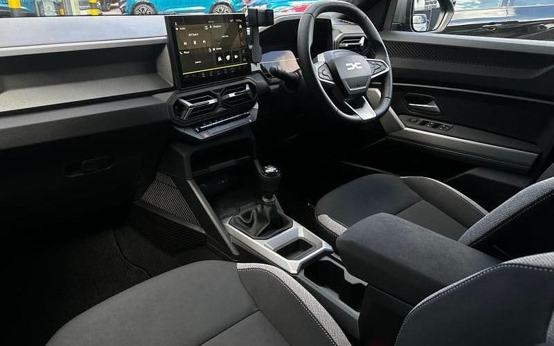 New Dacia Bigster Journey 140 HP (102 kW) 2025 SUV