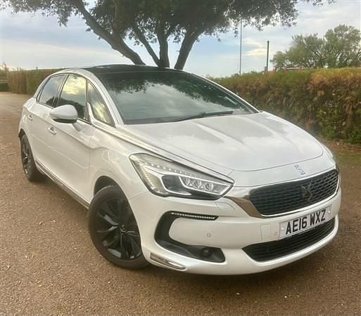White Used 2016 DS Automobiles DS5 Elegance Hatchback | £5,495 - Image 1/4