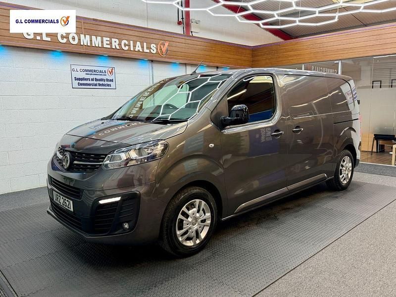 Used Vauxhall Vivaro Sportive 120 HP (88 kW) 2022 Grey MPV