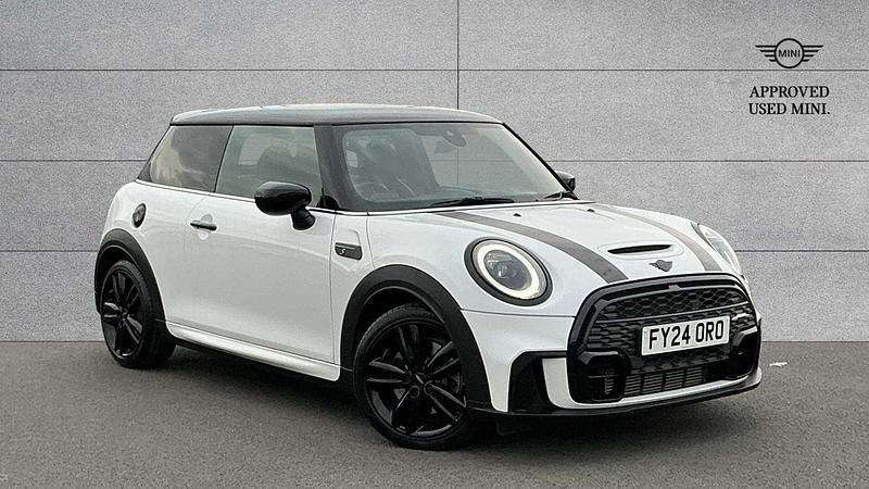 White Used 2024 Mini Cooper S Hatch Hatchback | £24,990 (Fair price) - Image 1/4