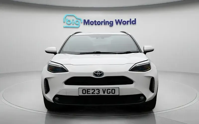 Second-hand Toyota Yaris Hybrid Design 116 CP (85 kW) 2026 Break