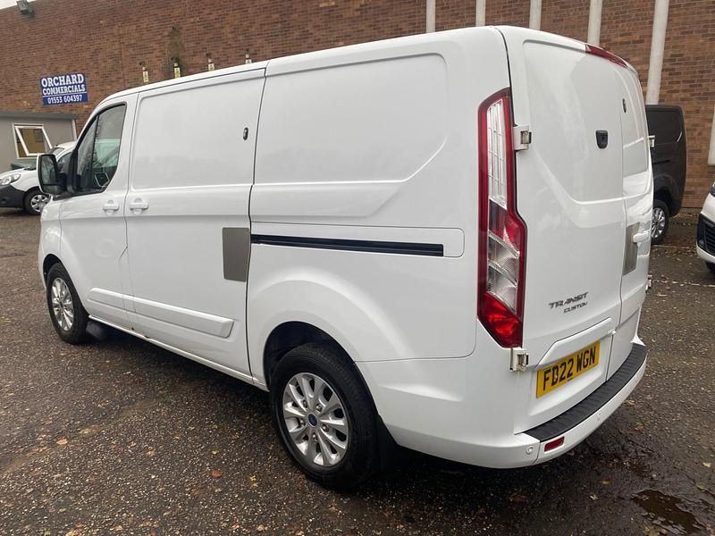 Used Ford Transit Custom Limited 130 HP (95 kW) 2022 White Van