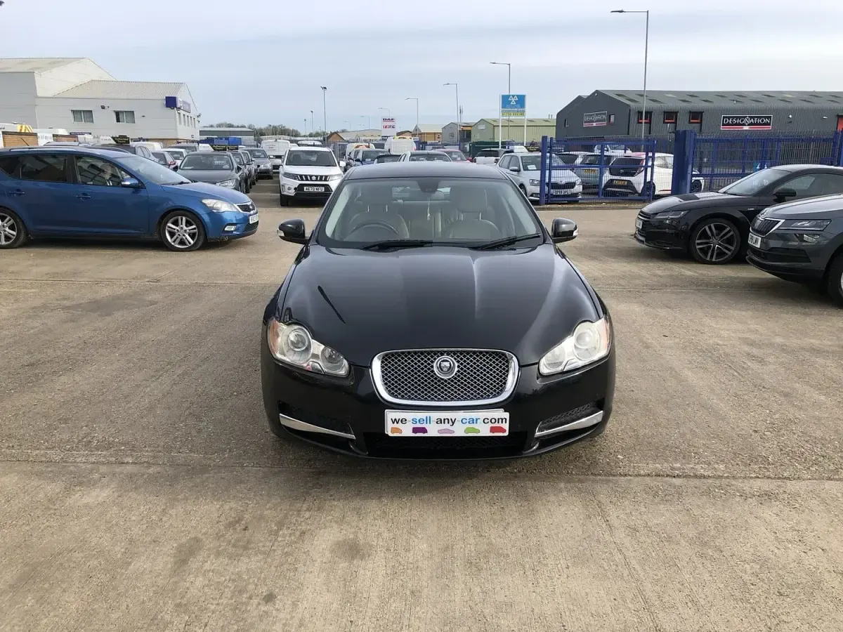 Used Jaguar XF Luxury 207 HP (152 kW) 2008 Black Sedan