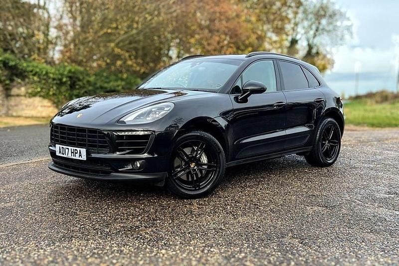 Used 2017 Porsche Macan SUV | £20,948 (Fair price) - Image 1/1