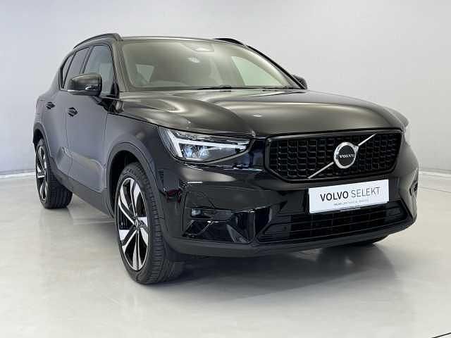 Used Volvo XC40 Plus 161 HP (118 kW) 2025 SUV