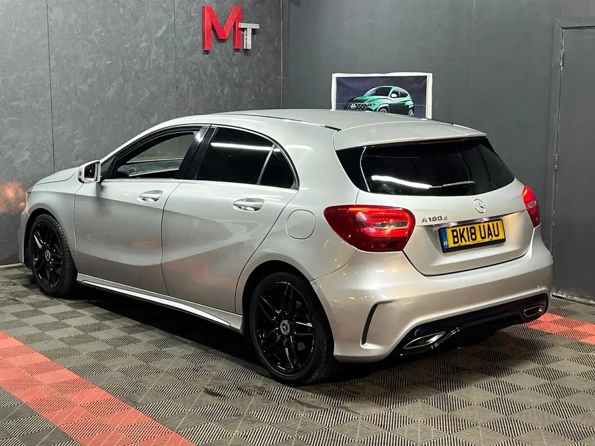 Used Mercedes A180 AMG line 2018 Silver Hatchback