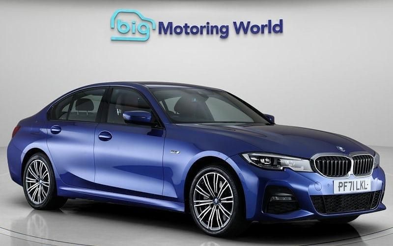 Used BMW 330e M Sport 292 HP (214 kW) 2022 Blue Sedan