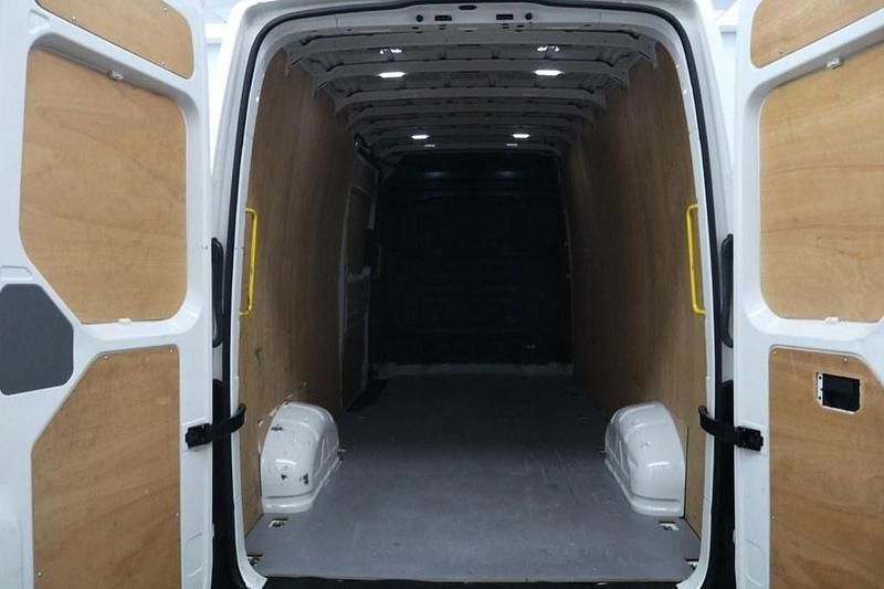 Used MAN TGE 140 HP (102 kW) 2022 White Van