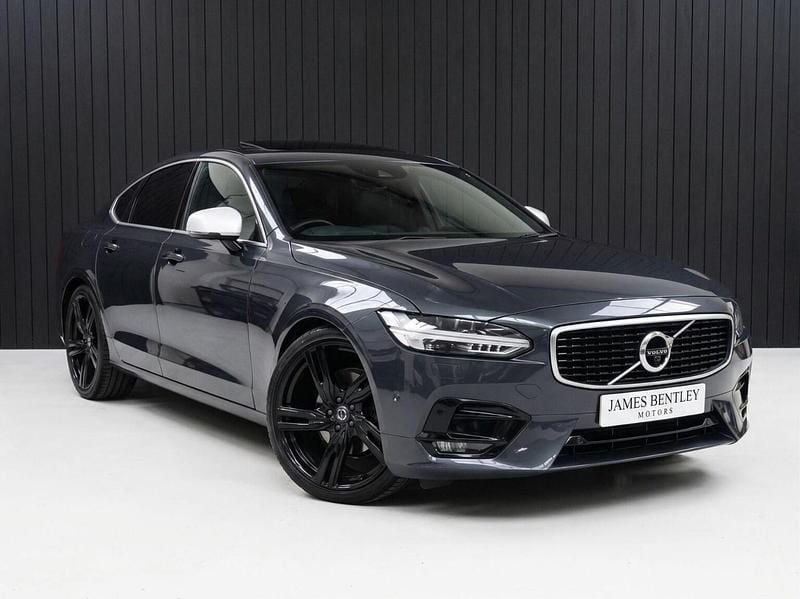 Usado Volvo S90 R-Design 190 HP (139 kW) 2016 Cinzento Sedan