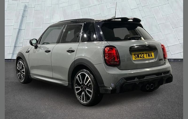 Begagnad Mini Cooper S Hatch 176 HK (129 kW) 2022 Grå Halvkombi