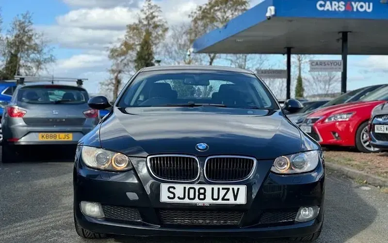 Used BMW 320 177 HP (130 kW) 2010 Coupe