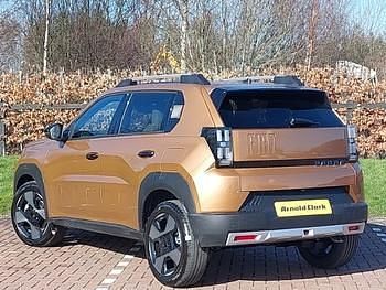 New Fiat Grande Panda La Prima 110 HP (80 kW) 2025 Bronze Hatchback