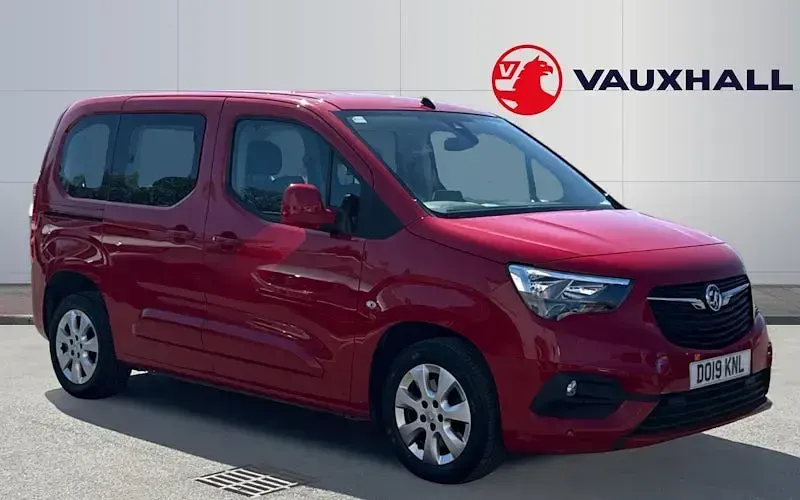 Second-hand Vauxhall Combo 110 CP (80 kW) 2019 Monovolum