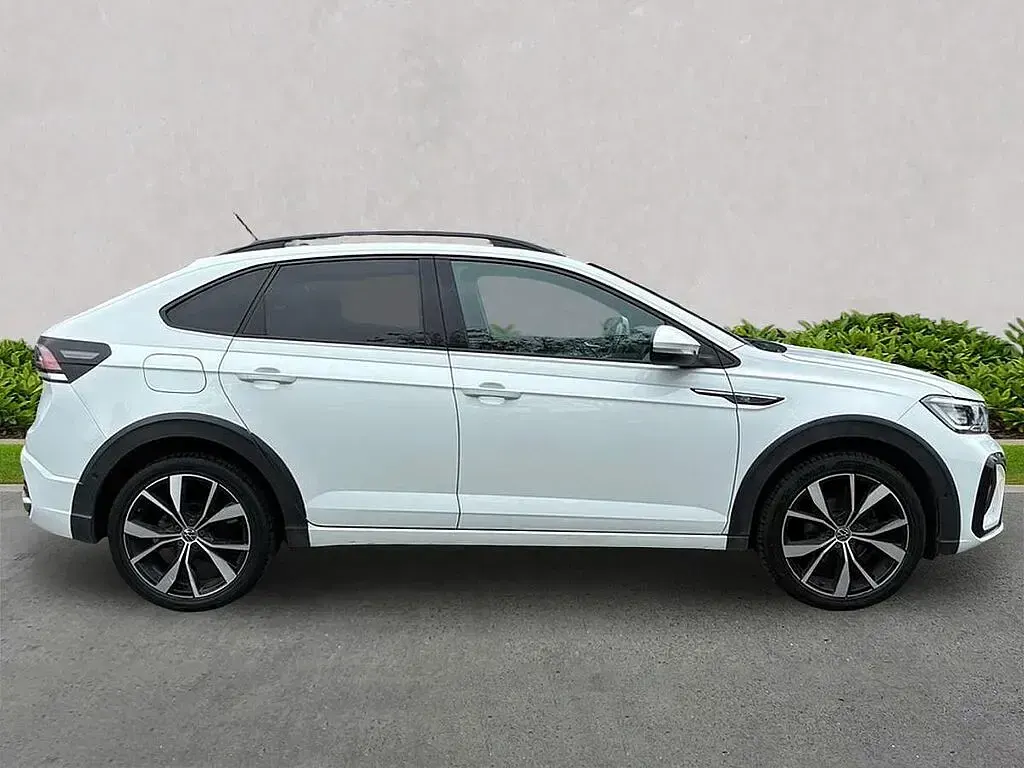 Used VW Taigo R-line 110 HP (80 kW) 2023 White SUV