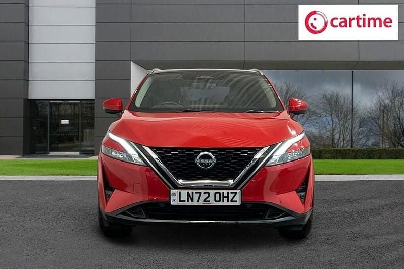 Used Nissan Qashqai N-Connecta 158 HP (116 kW) 2022 Red SUV