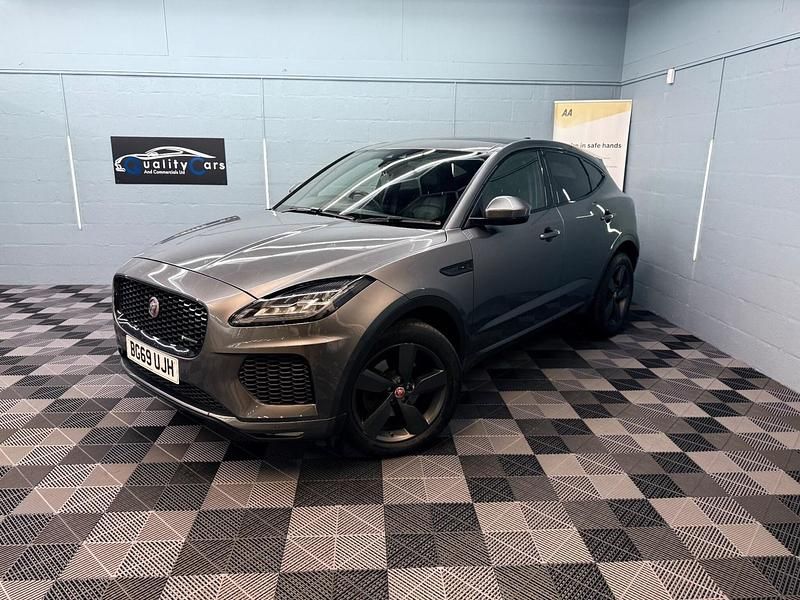 Usado Jaguar E-Pace Chequered Flag 2019 Cinzento SUV