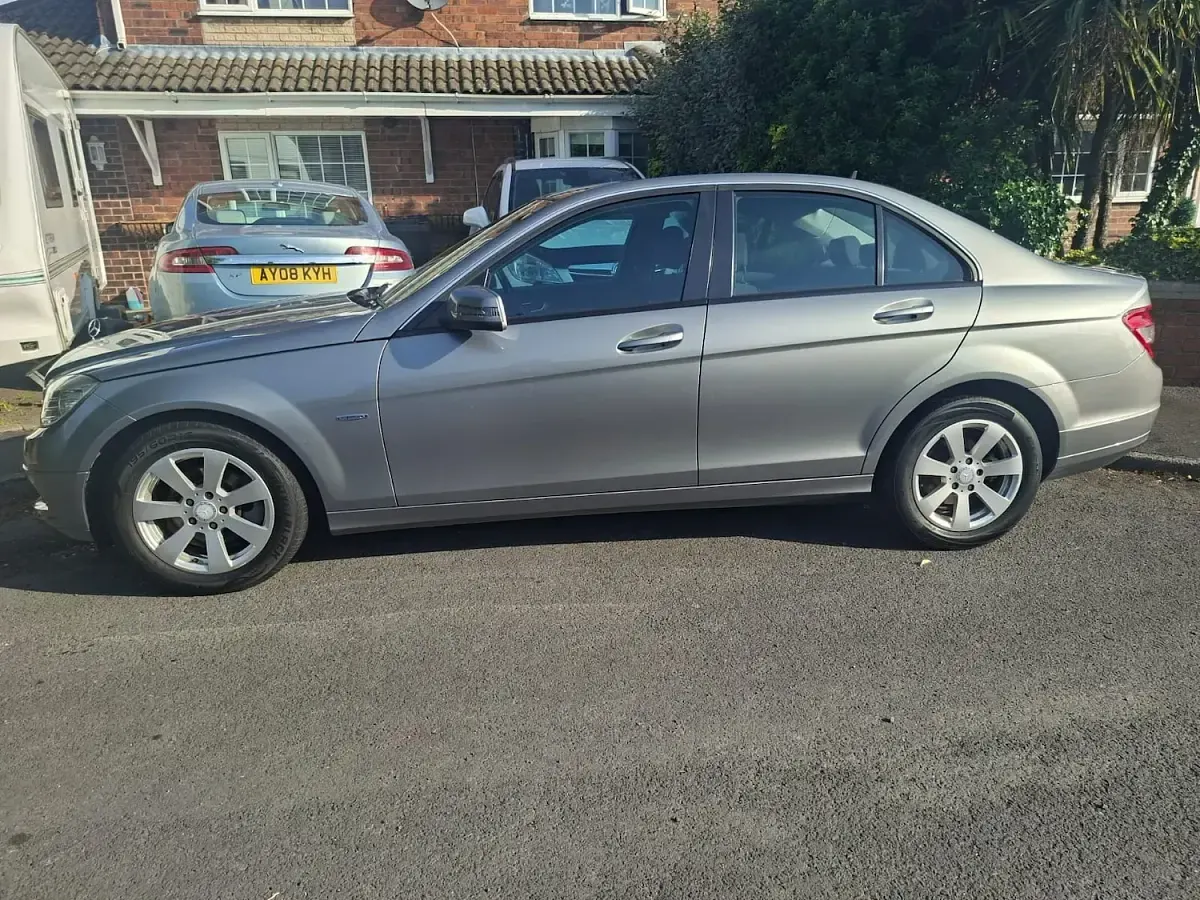 Used Mercedes C180 SE 2010 Silver Sedan