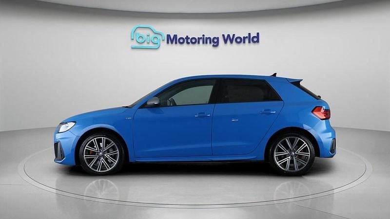Used Audi A1 Sportback Competition 200 HP (147 kW) 2020 Blue Hatchback