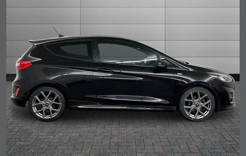 Used Ford Fiesta ST-Line 123 HP (90 kW) 2023 Black Hatchback