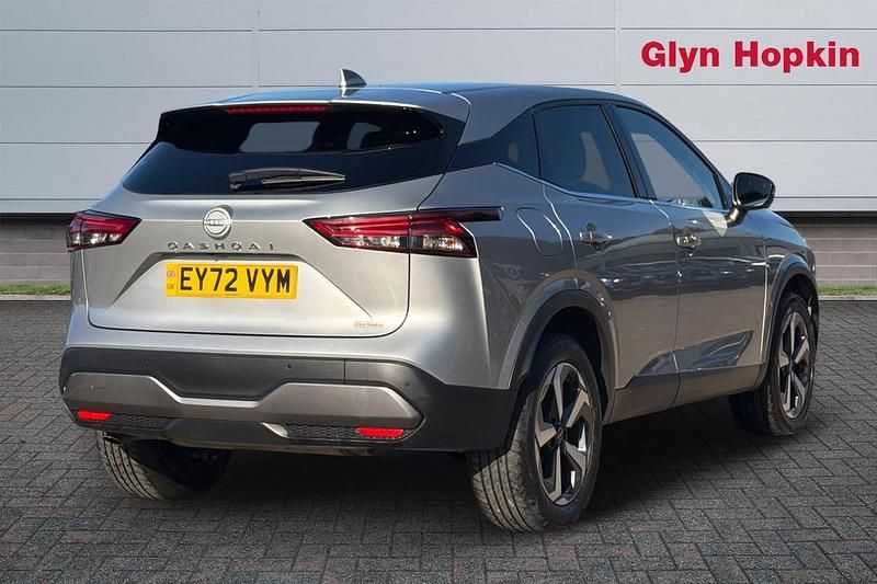 Used Nissan Qashqai N-Connecta 140 HP (102 kW) 2022 Silver SUV