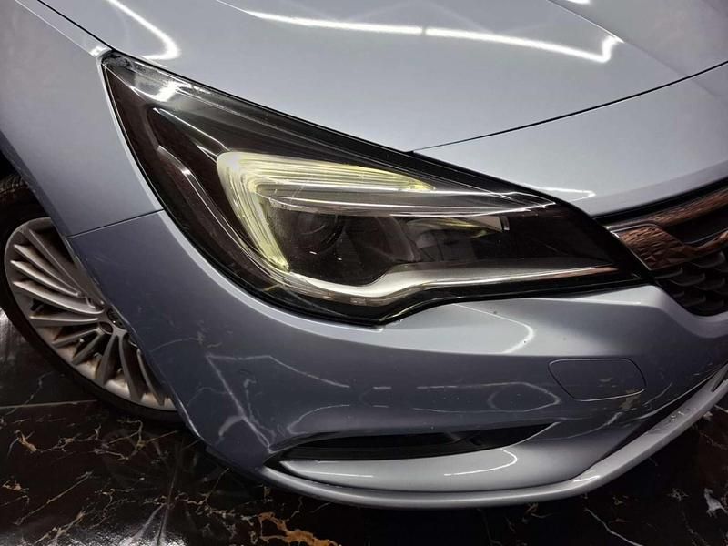 Second-hand Vauxhall Astra Elite 2016 Argintiu Hatchback