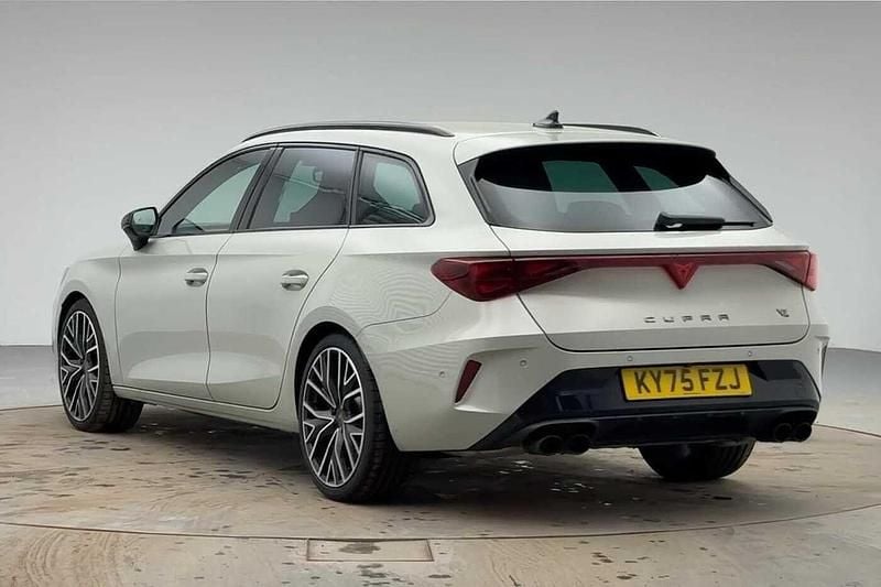 New Cupra Leon VZ2 333 HP (244 kW) 2025 Grey Estate