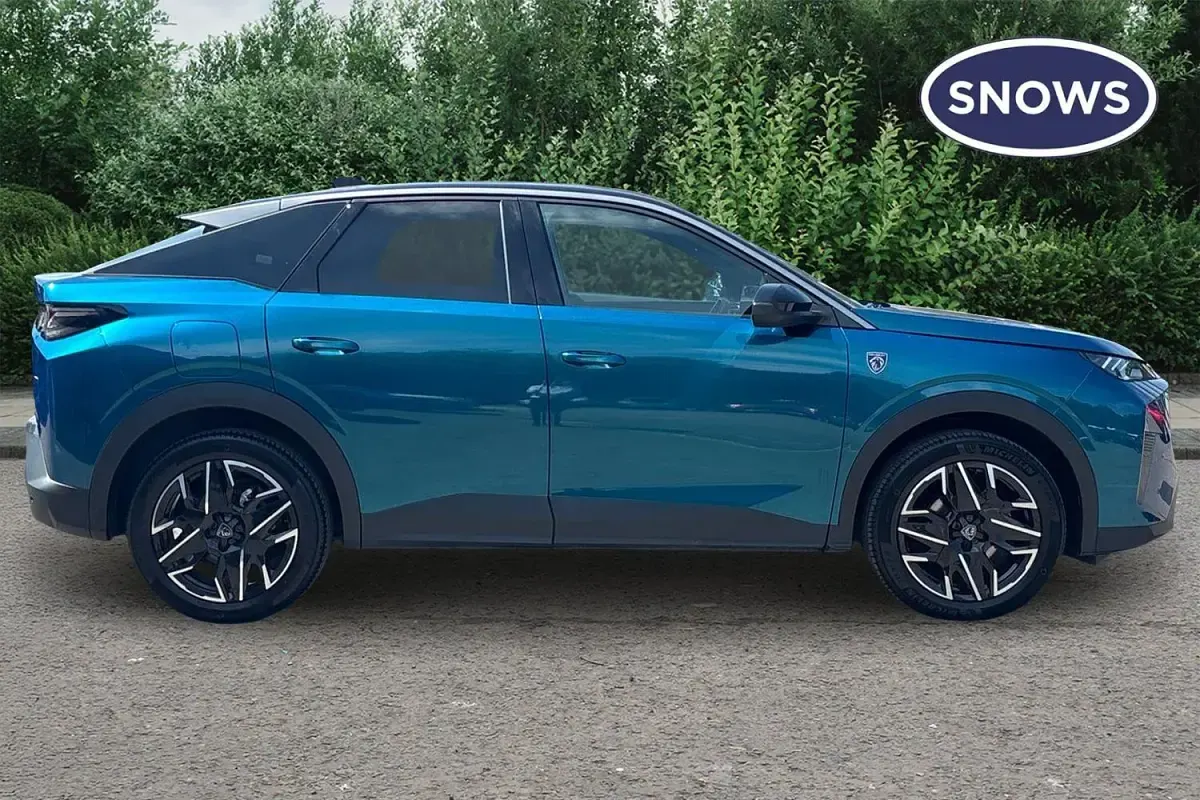 Used Peugeot 3008 GT 136 HP (100 kW) 2025 Obsession blue SUV