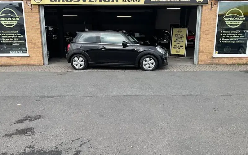 Used Mini ONE Hatch 102 HP (75 kW) 2017 Black Hatchback