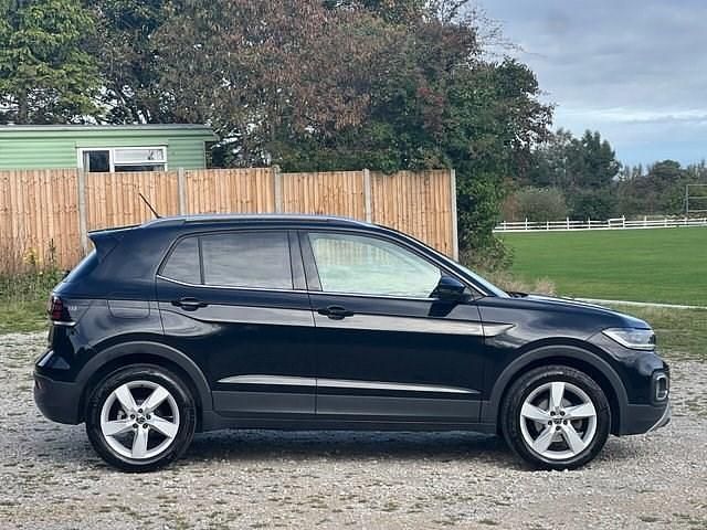 Used VW T-Cross SEL 110 HP (80 kW) 2023 Black SUV