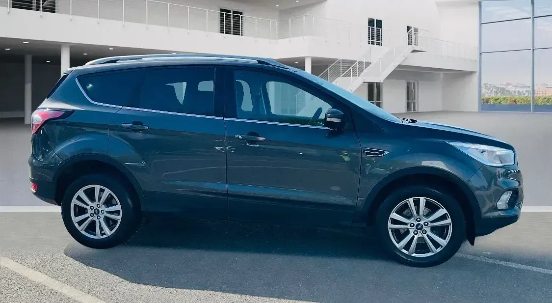 Used Ford Kuga Zetec 120 HP (88 kW) 2019 Grey SUV
