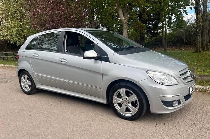 Silver Used 2010 Mercedes B160 SE MPV | £2,990 (Fair price) - Image 1/1