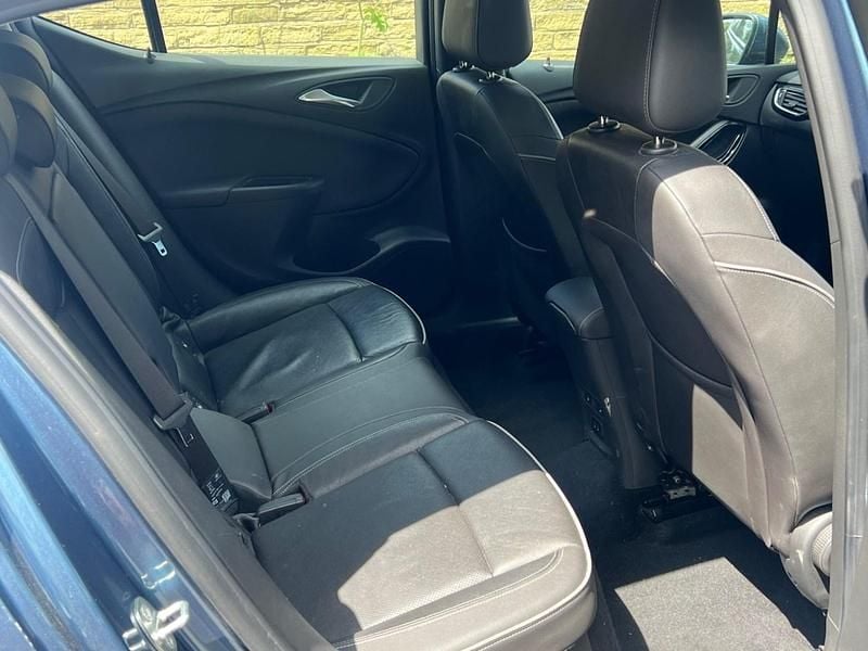 Used Vauxhall Astra Elite 2016 Blue Hatchback
