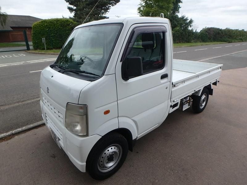 Used Suzuki Carry 2025 White Pickup
