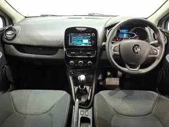 Used Renault Clio Iconic 90 HP (66 kW) 2019 Silver Hatchback