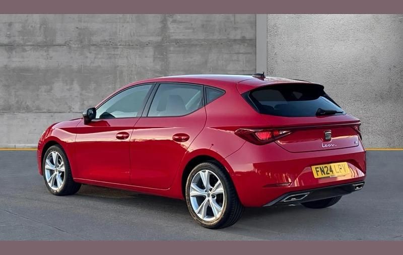 Used Seat Leon FR 108 HP (79 kW) 2024 Red Hatchback