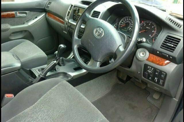 Used Toyota Land Cruiser 173 HP (127 kW) 2007 SUV