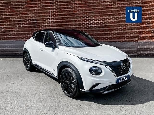 White Used 2024 Nissan Juke SUV | £21,990 (Expensive) - Image 1/4