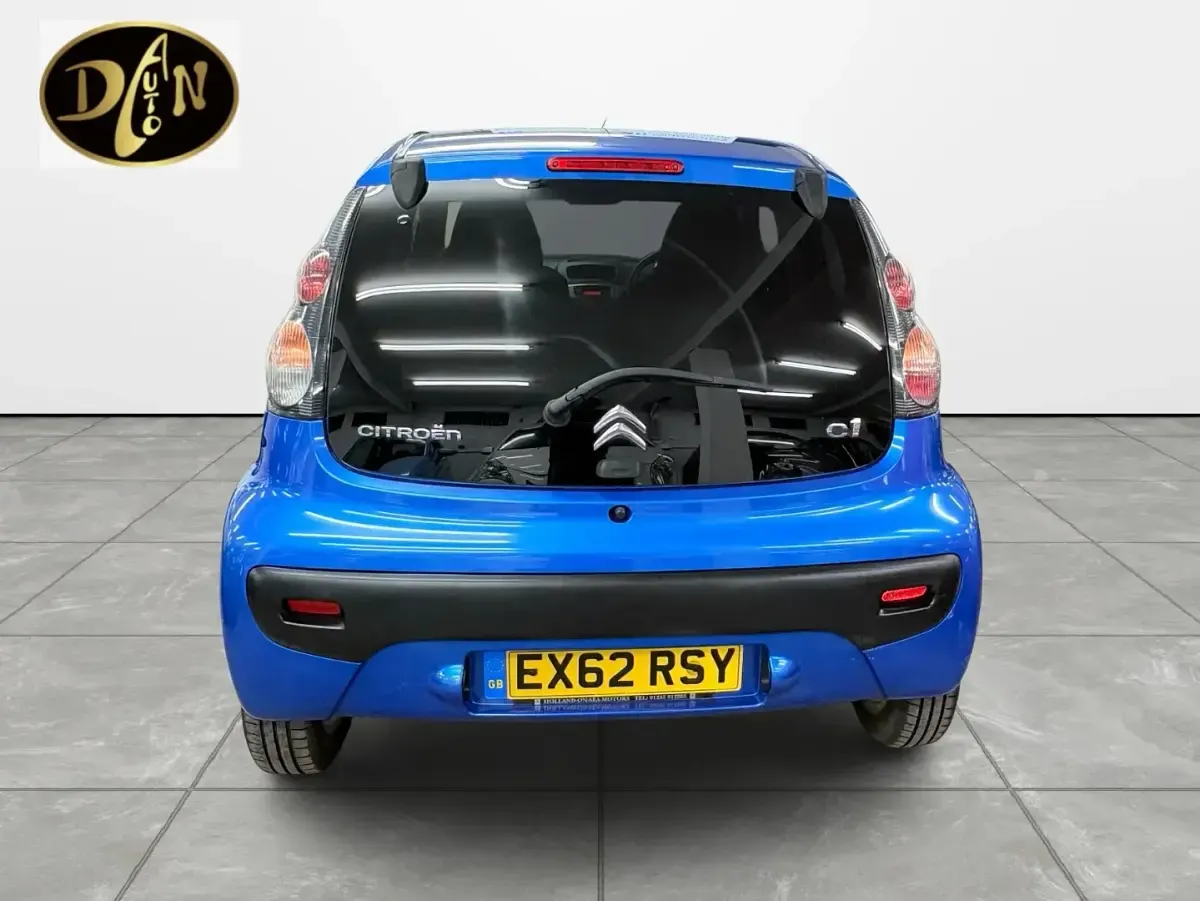 Used Citroën C1 VTR Sport 68 HP (50 kW) 2012 Blue Hatchback
