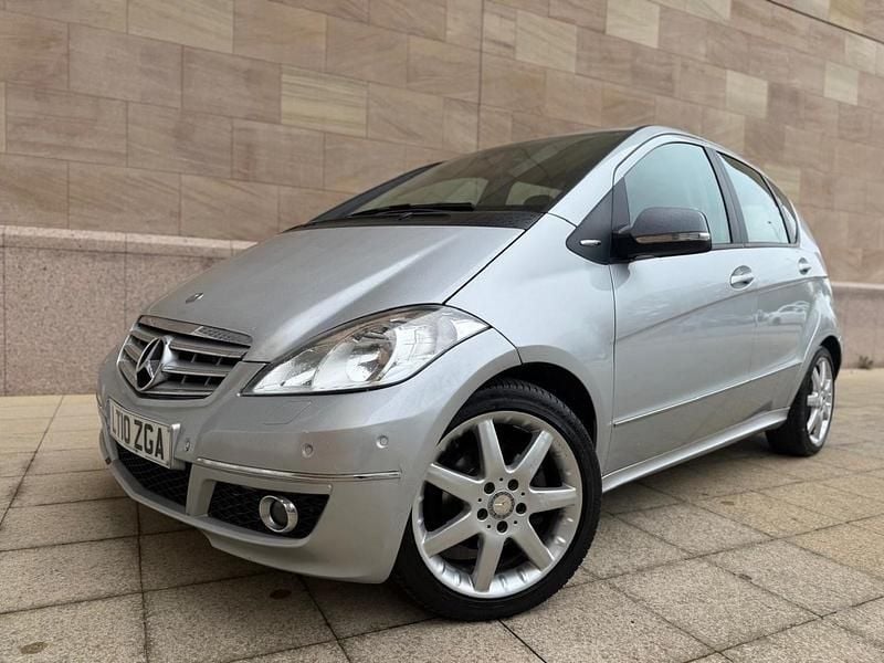 Used Mercedes A180 Avantgarde 2010 Silver Hatchback